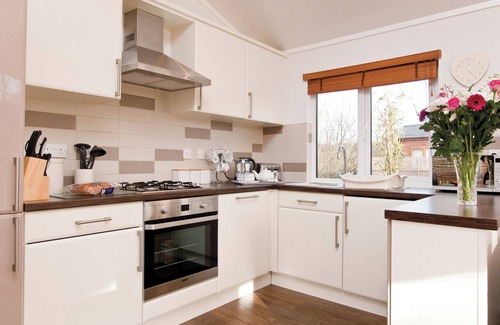 Narberth Chalet De Esquí | 1 bedroom accommodation in Narberth, Nr Tenby
