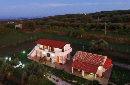 Zambrone Apartamento | Alojamiento de 1 habitaciones en ZAMBRONE