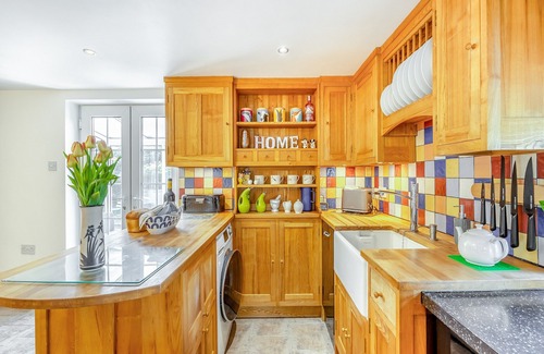 Boston Cabaña | 1 bedroom accommodation in Stickford, near Spilsby