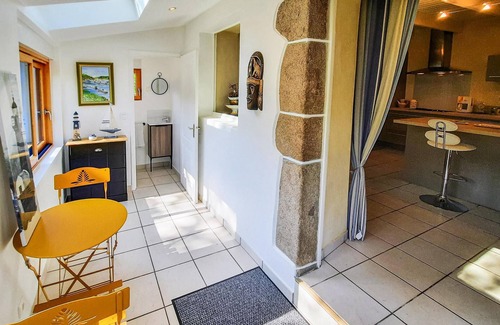 Plouigneau Casa | Impresionante casa de 1 dormitorio en.