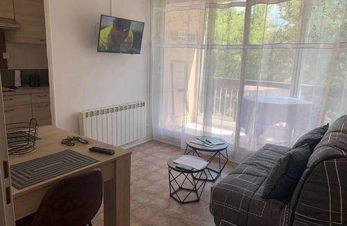 Greoux-les-Bains Apartamento | 1 bedroom apartment in Gréoux-les-Bains