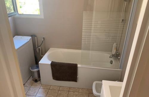 Greoux-les-Bains Apartamento | 1 bedroom apartment in Gréoux-les-Bains