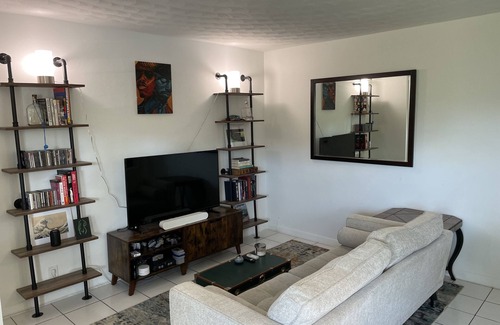 Victoria Park Apartamento | 1 bedroom apartment 1 mile from the beach!