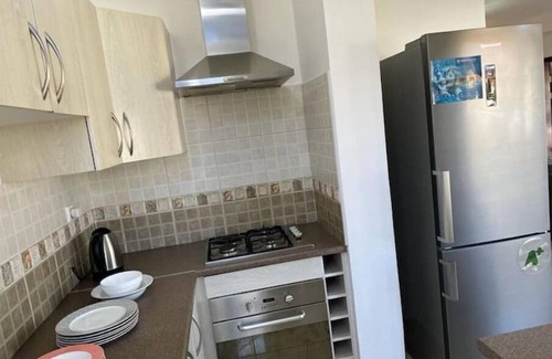 Antananarivo Avaradrano Apartamento | 1 Bedroom Apartment with Air Conditioning 85 m² - Kitchen and Terrace