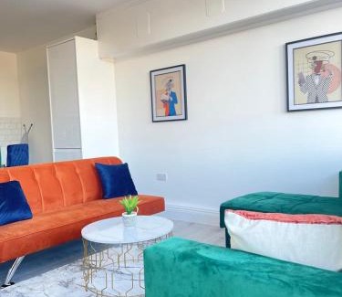 Flitwick Apartamento | 1 Bedroom Apartment - Flitwick - Contractor Friendly - Tourist Ready - Full Kitchen - WiFi - Smart TV - Sofa Bed - FREE Parking - Ideal for Short or Long Stays