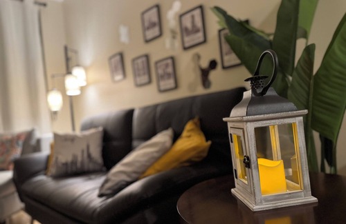 Wicker Park Apartamento | 1-bedroom apartment in awesome Chicago with AC, WiFi and 1FREE Garage Parking