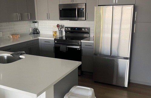 Secaucus Apartamento | 1-bedroom apartment in Secaucus with office space WiFi, fitness room, AC