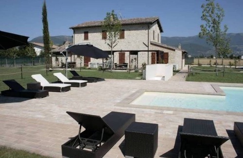 Foligno Apartamento | Apartamento de 1 dormitorio cerca de Foligno.