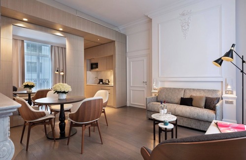 Faubourg-du-Roule Apartamento | 1 Bedroom Apartment With Aircon In Champs Elysees
