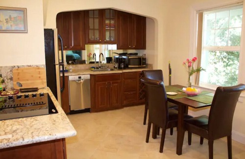 Bouvet Island Apartamento | 1 Bedroom Apt, 15 min to downtown SF, easy parking, no day/time restriction.