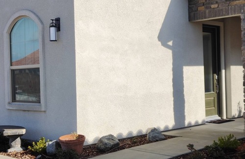 Greenacres Apartamento | 1 bedroom Apt in Bakersfield with easy access to hwy 99 & I5