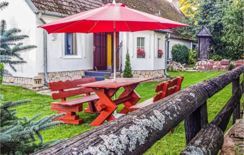 Objazda Apartamento | 1 Bedroom Awesome Apartment In Retowo 4