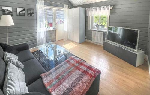 Soderkoping Casa | 1 Bedroom Awesome Home In Söderköping