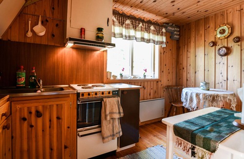 Amotfors Casa | Acogedora casa en åmotfors con cocina
