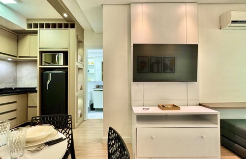 Matriz Apartamento | 1 Bedroom, Balcony and Barbecue Lifespace Batel