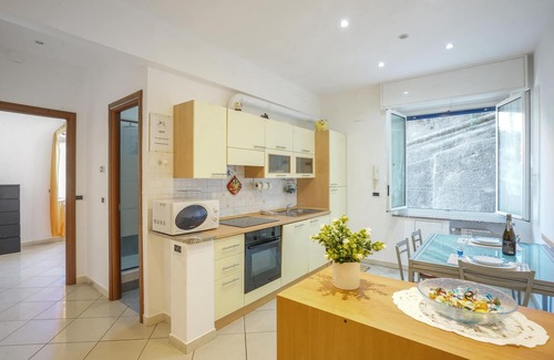 Bolzaneto Apartamento | Hermoso apartamento de 1 dormitorio en.