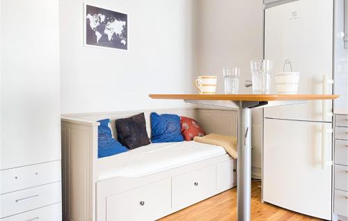 Innerstaden Apartamento | 1 Bedroom Beautiful Apartment In Visby