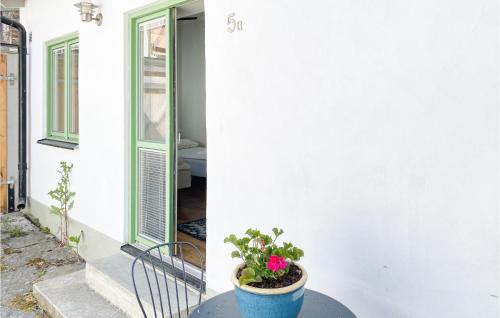 Innerstaden Apartamento | 1 Bedroom Beautiful Apartment In Visby