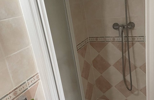 Vinon-sur-Verdon Cama Y Desayuno | 1 Bedroom Bed & breakfast in Vinon-sur-Verdon