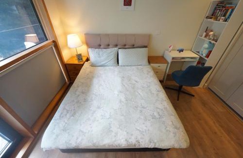Sandyford Casa | 1-bedroom business hub easy life