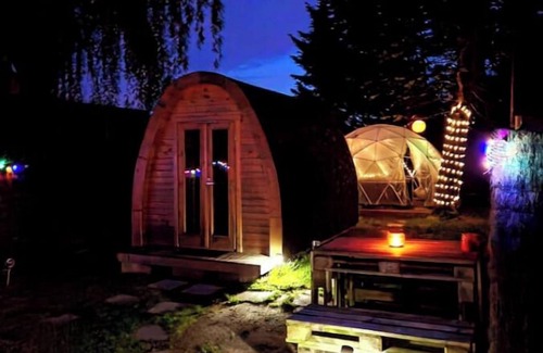 Pruniers-en-Sologne Chalet De Esquí | 1 Bedroom Chalet in Pruniers-en-Sologne