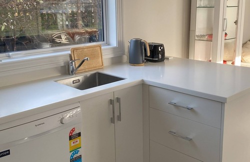 Cashmere Villa | 1 Bedroom Central Location Cashmere