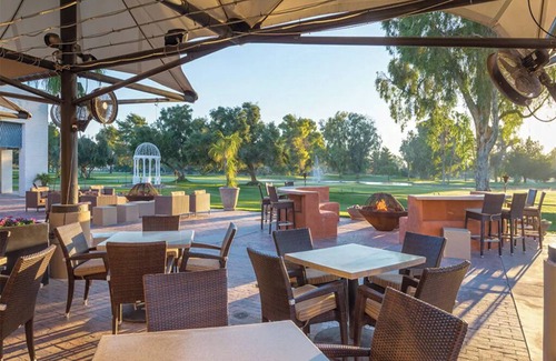 Paradise Valley Village Condominio | 1 Bedroom Condo, Sleeps 4, Kitchenette, on Golf Course, Orange Tree Resort!!