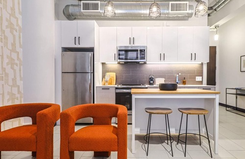 Historic Core Apartamento | Stunning 1 BDR 1 BTH, Pool, Jacuzzi