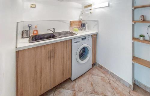Le Mourillon Apartamento | 1 Bedroom Cozy Apartment In Toulon