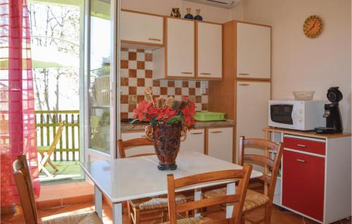 Zonza Apartamento | 1 Bedroom Cozy Apartment In Zonza