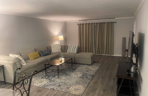 Shenandoah Condominio | 1-bedroom COZY condo in charming Baton Rouge with WiFi, AC 9 miles from LSU