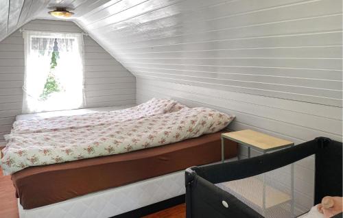 Fraena Casa | 1 Bedroom Cozy Home In Malmefjorden