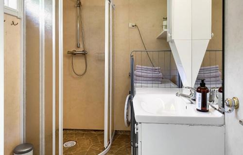 Fraena Casa | 1 Bedroom Cozy Home In Malmefjorden