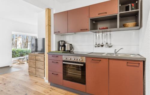Wickendorf Casa | 1 Bedroom Cozy Home In Schwerin
