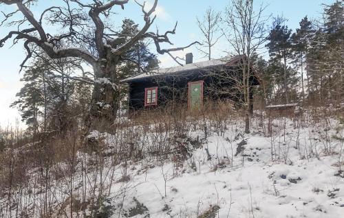 Undal Casa | 1 Bedroom Cozy Home In Åkersberga