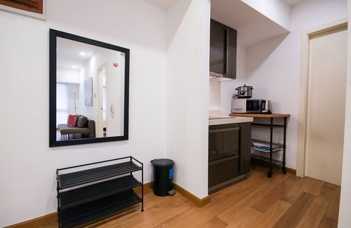Downtown Apartamento | Deluxe de 1 dormitorio en Makati @ Milano 1603