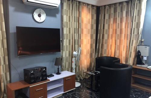 Abeokuta Casa | Construcción plana de 1 habitación