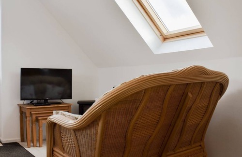 Llanfairpwllgwyngyll Cabaña | 1 bedroom accommodation in Llanfairpwllgwyngyll