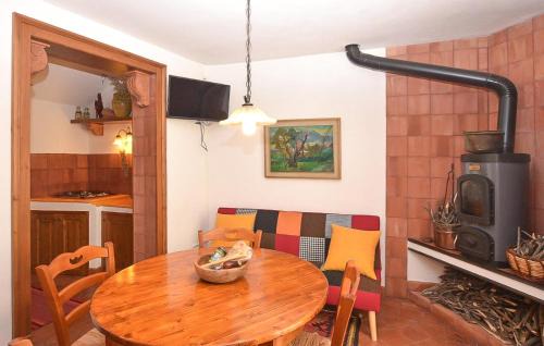 Buccheri Casa | 1 Bedroom Gorgeous Home In Buccheri