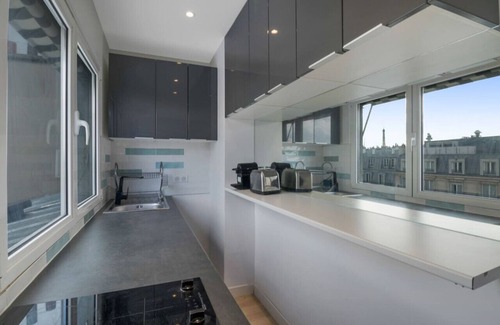8th Arrondissement Apartamento | 1 Bedroom#Haussmann#Amazing view#EffeilTower#AC