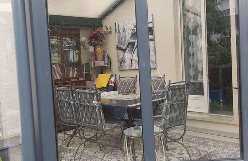 Herblay Casa | 1 Bedroom in house in town center and near train station