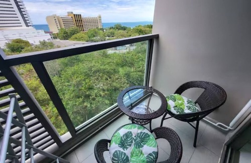Pratumnak Hill Apartamento | 1 dormitorio en The Cloud cerca de Cozy Beach.