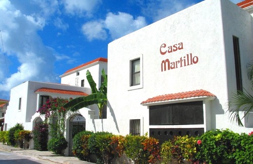 Colonia Adolfo Lopez Mateos Condominio | 1-bedroom Condo Vacation Rental. Clean and Safe. High Speed WiFi