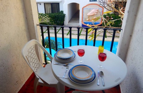 Colonia Adolfo Lopez Mateos Condominio | 1-bedroom Condo Vacation Rental. Clean and Safe. High Speed WiFi