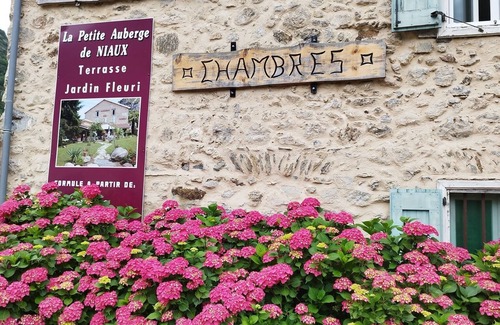 Alliat Casa | 1 Bedroom Private vacation home in Niaux