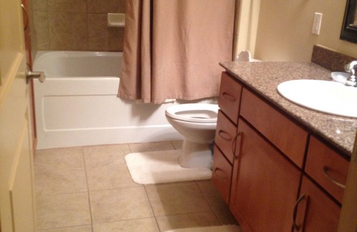 Houston Apartamento | 1 Bedroom - Residential Apartment - 2660 Augusta Dr, Houston, TX 77057