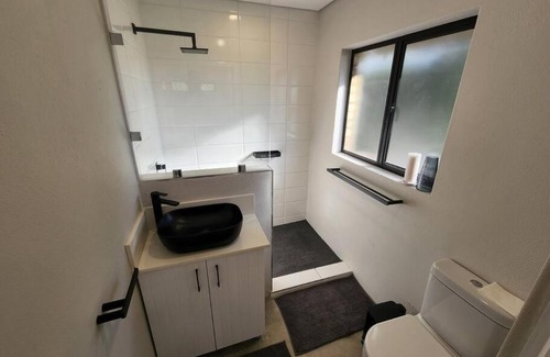 Mbombela Apartamento | 1 Bedroom self catering cottage.