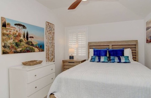 Balboa Island Apartamento | 1 Bedroom Single family L-602824 by Houzlet