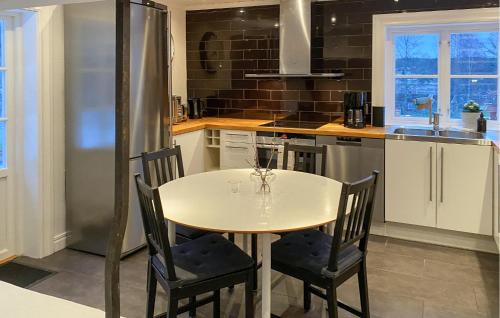 Granna Casa | 1 Bedroom Stunning Home In Gränna