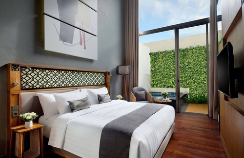 Petitenget Complejo | 1 Bedroom Suite Favourite Plunge pool in seminyak